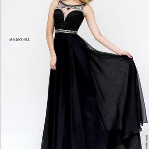 Black and Silver Sherri Hill Prom Dress size 0-2